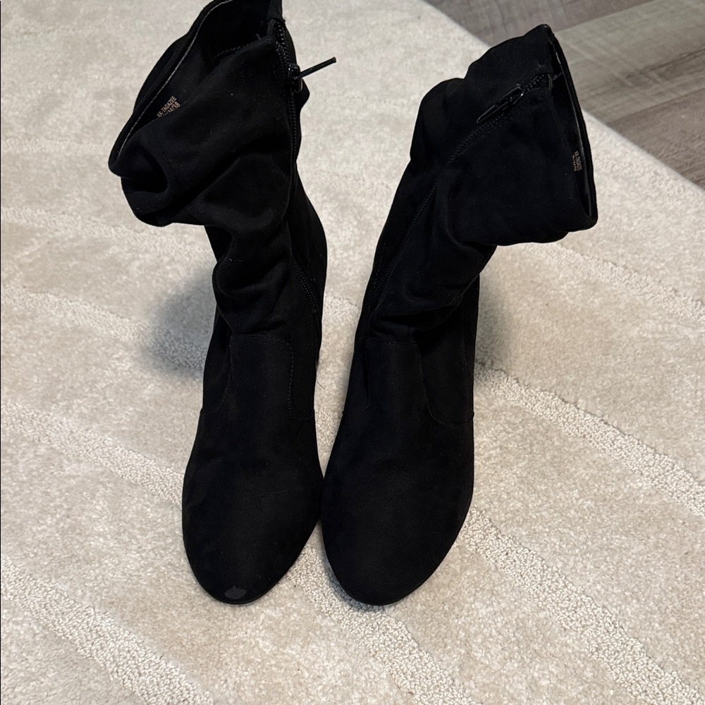 Elegant Black Women's Boots
